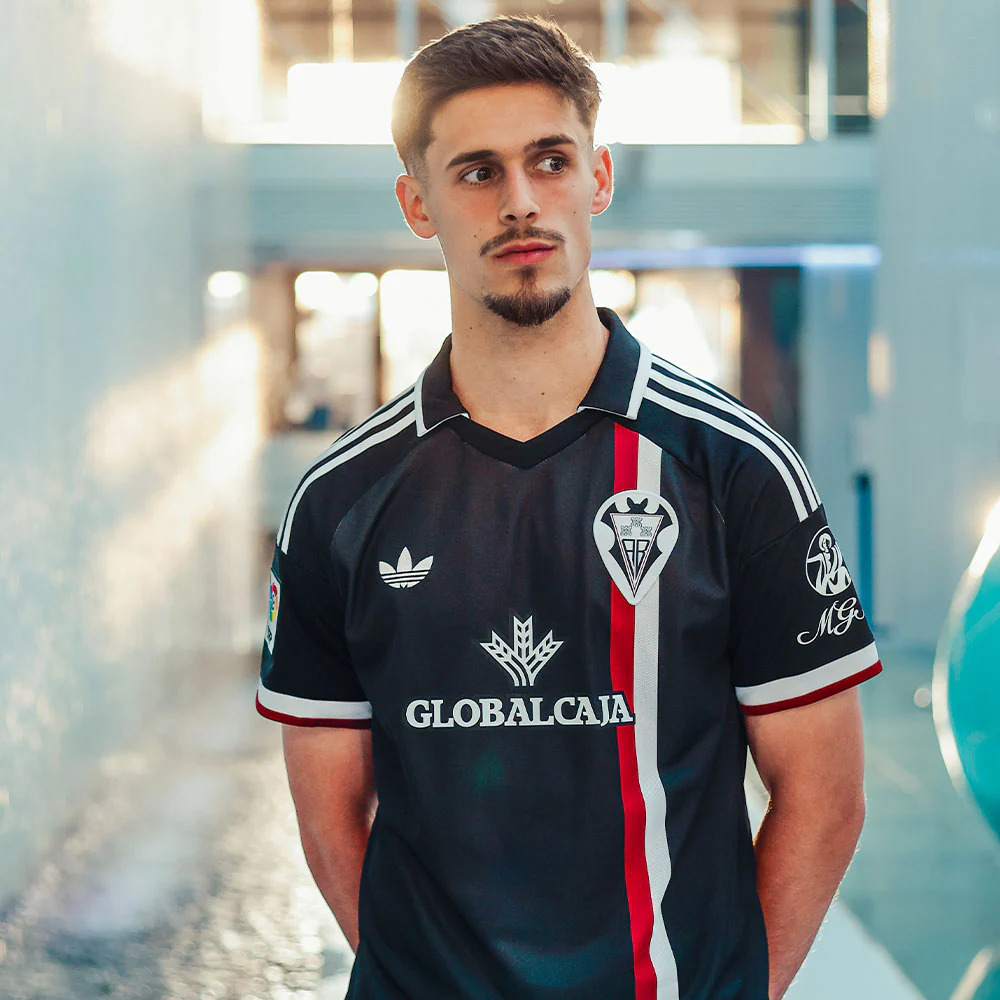 Camiseta Retro del Albacete Balompié - Image 4